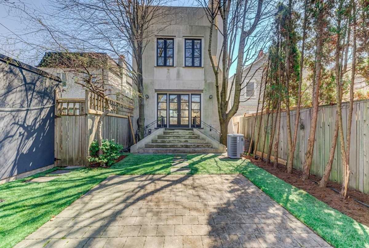 40 Thelma Ave 40 Thelma Ave Toronto