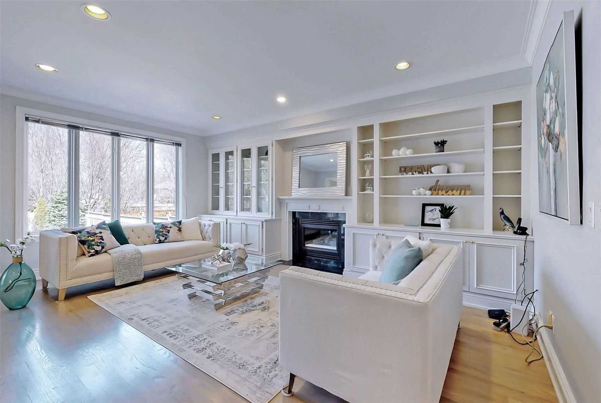 img-gallery