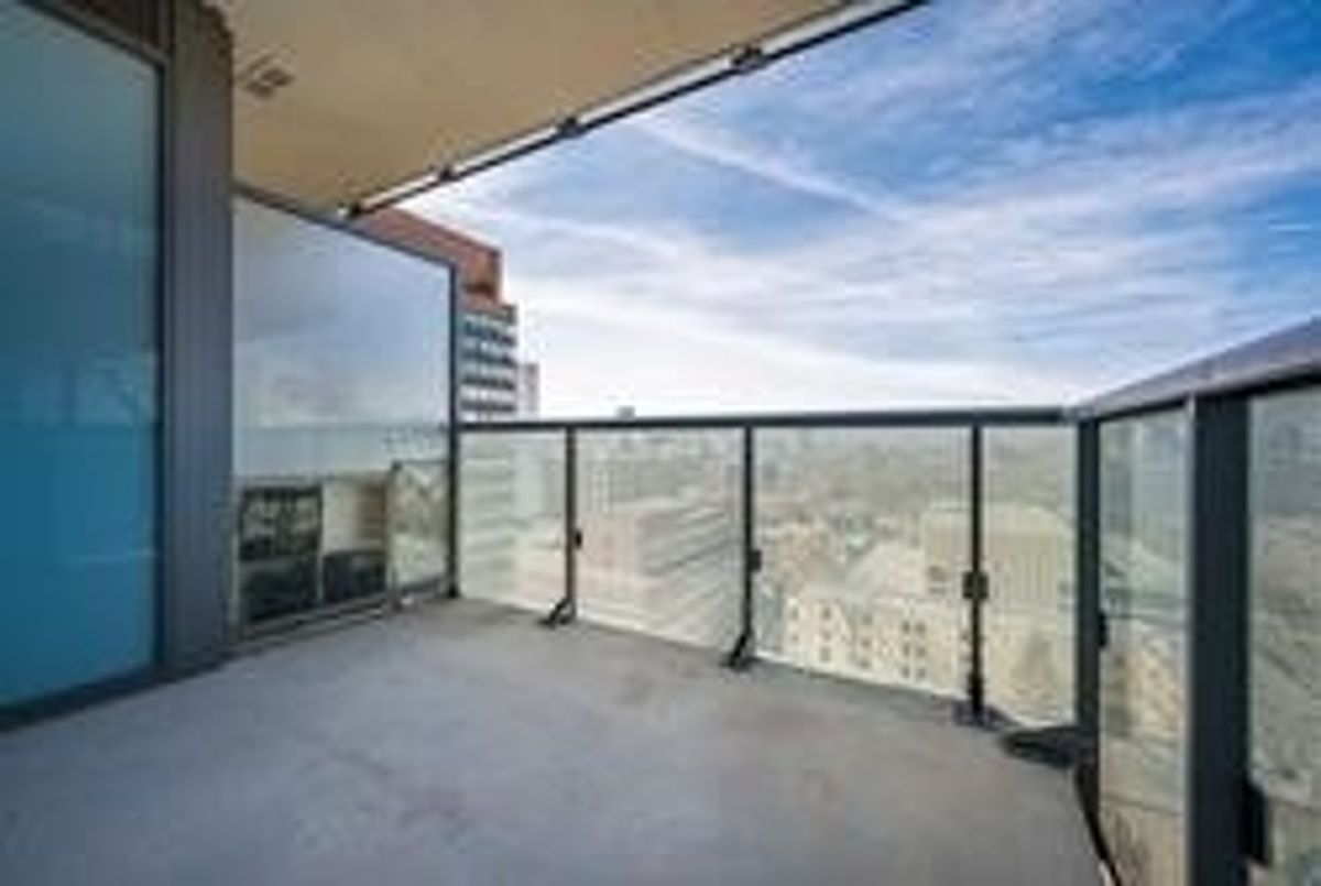 img-gallery
