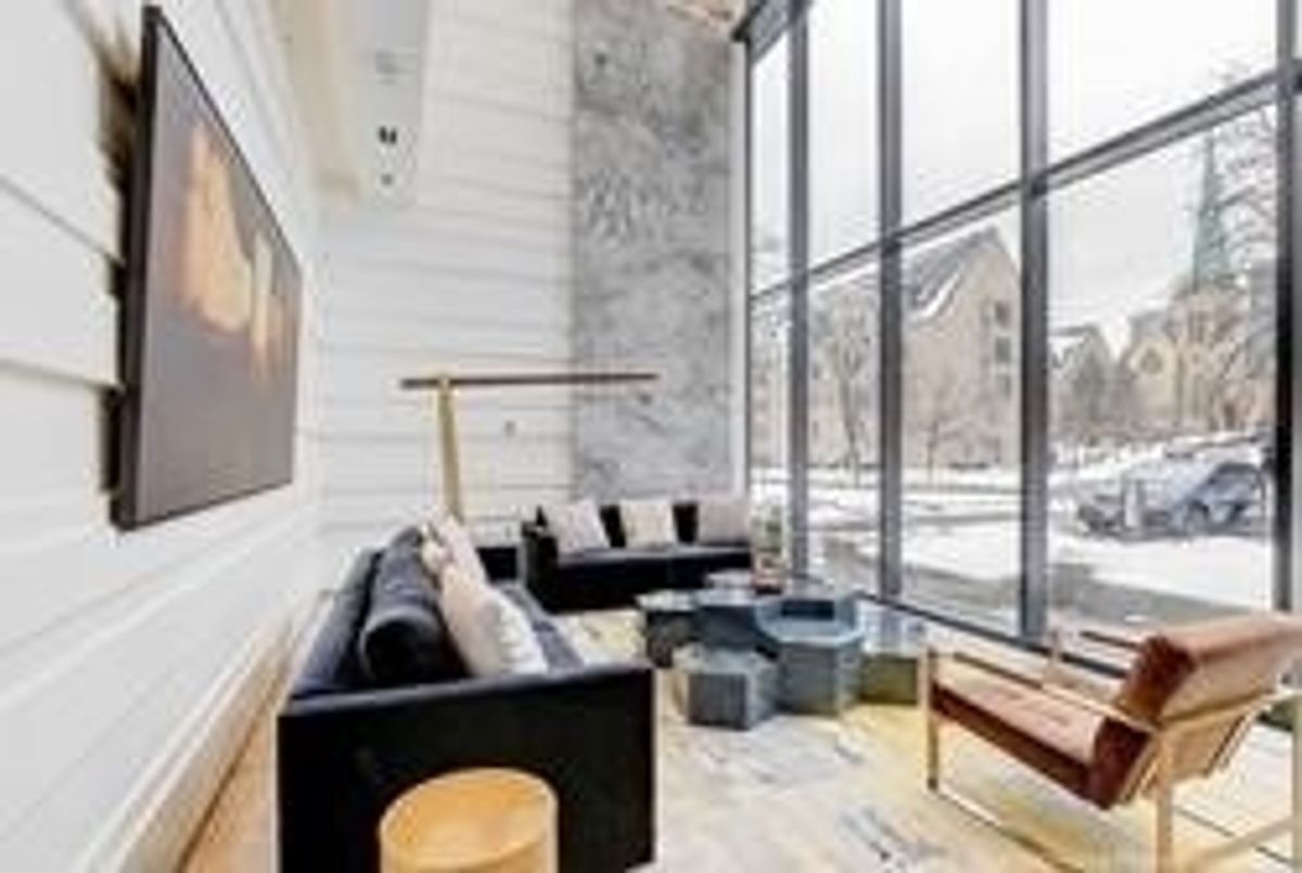 img-gallery