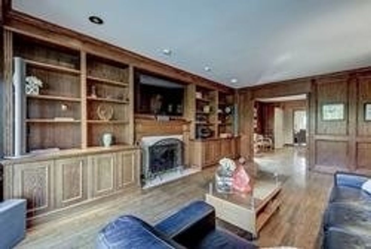 img-gallery