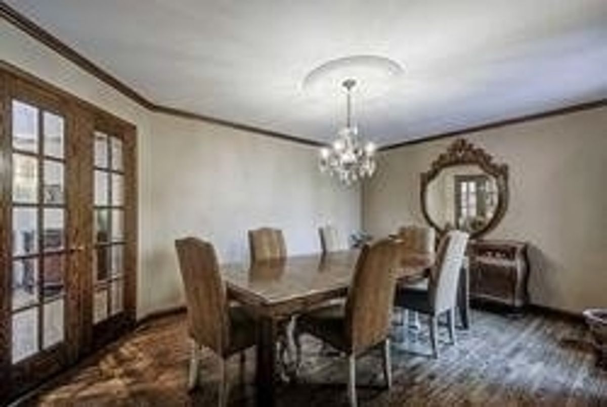 img-gallery