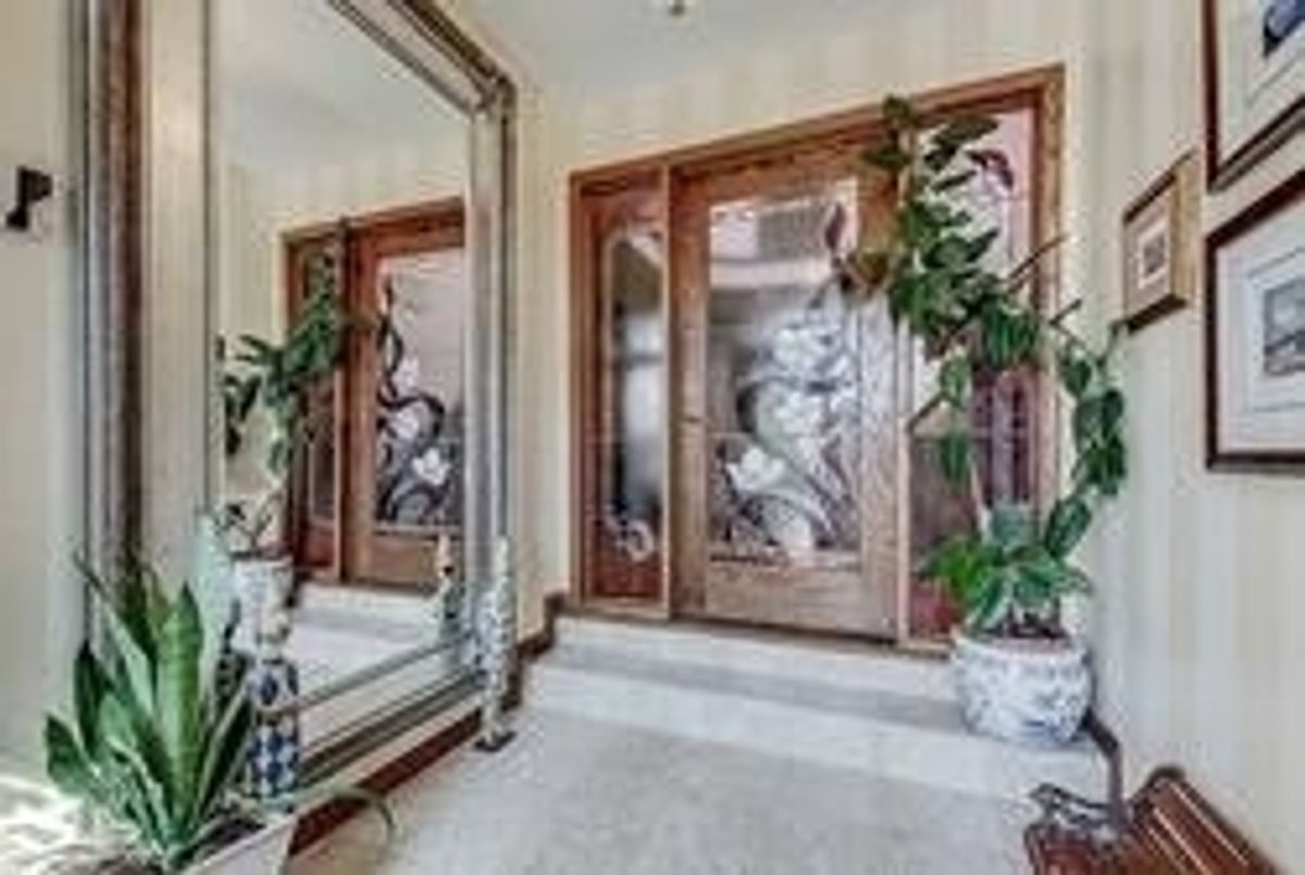 img-gallery