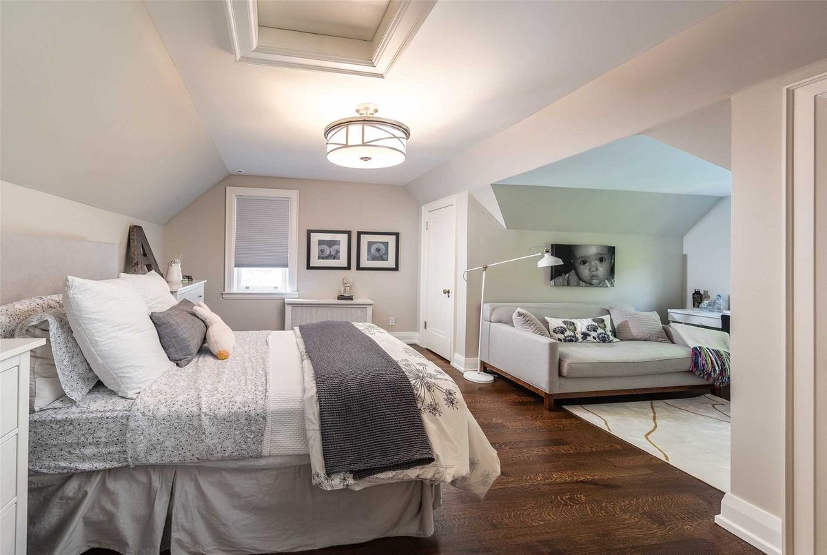 300 Oriole Pkwy 300 Oriole Pkwy Toronto