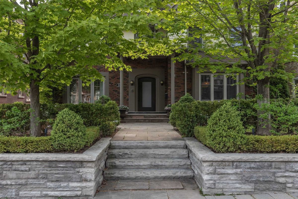300 Oriole Pkwy 300 Oriole Pkwy Toronto