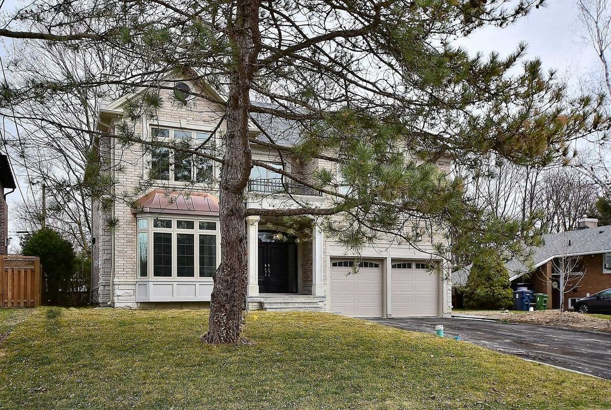18 Norden Cres 18 Norden Cres Toronto