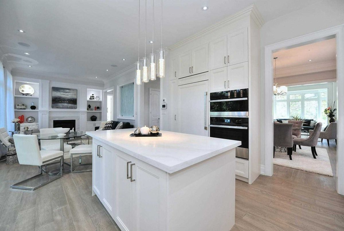 18 Norden Cres 18 Norden Cres Toronto