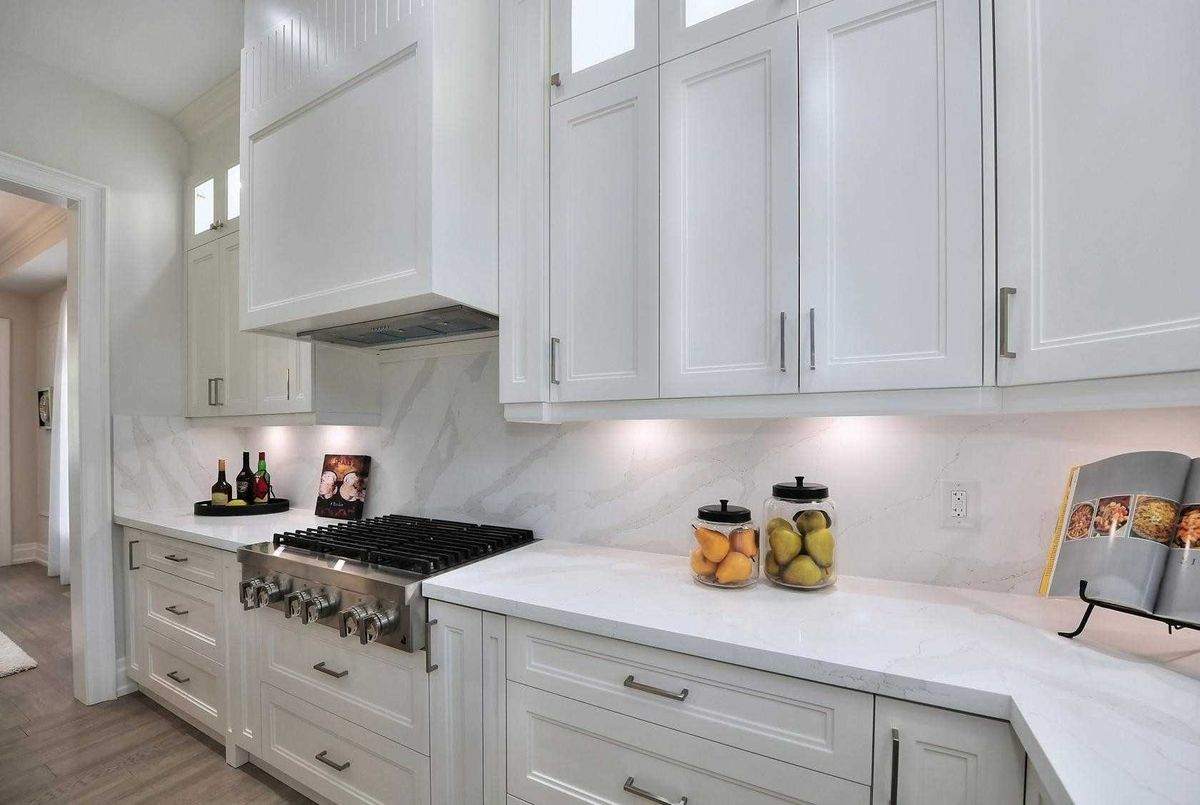 18 Norden Cres 18 Norden Cres Toronto