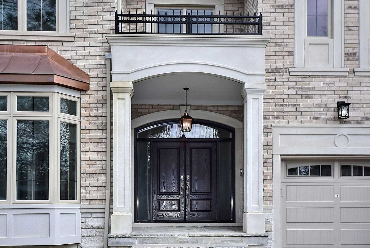 18 Norden Cres 18 Norden Cres Toronto