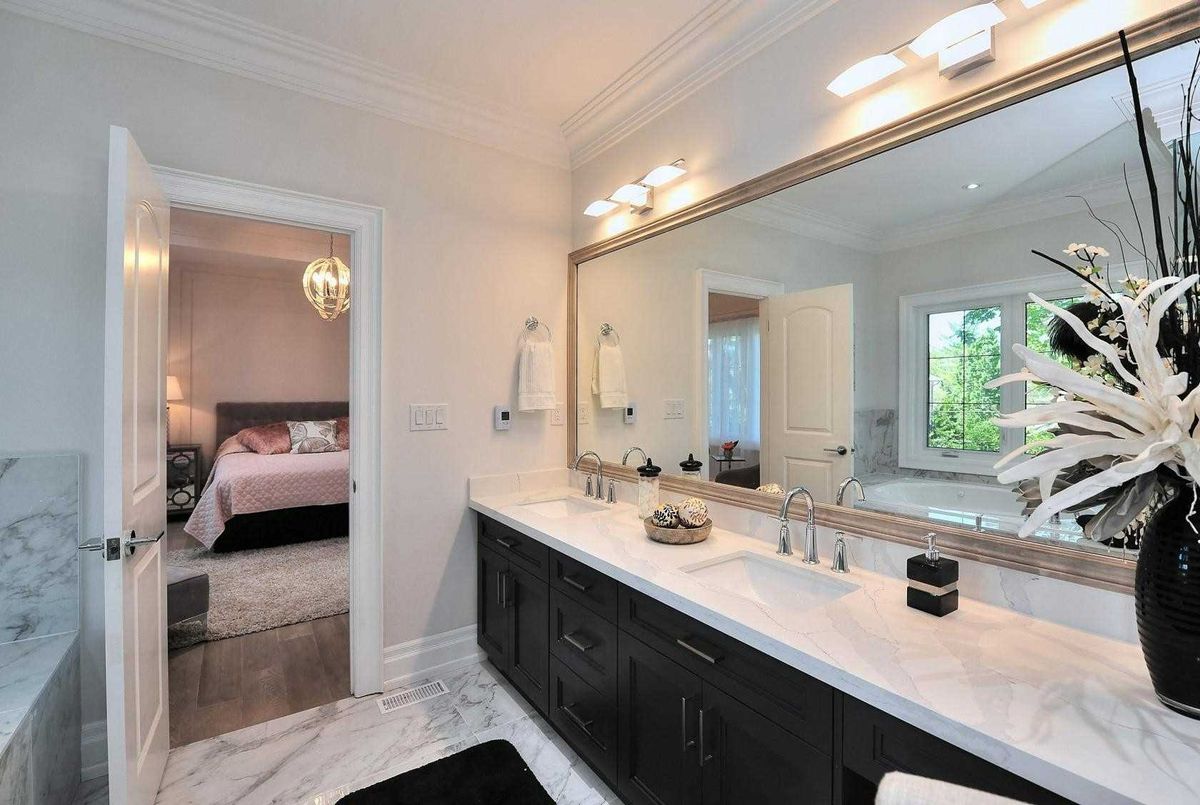 18 Norden Cres 18 Norden Cres Toronto
