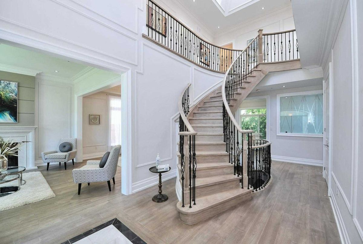 18 Norden Cres 18 Norden Cres Toronto