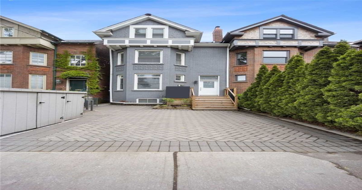 69 Sussex Ave Toronto