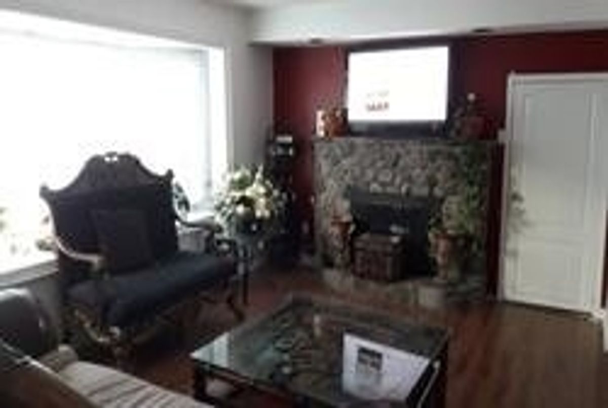 img-gallery