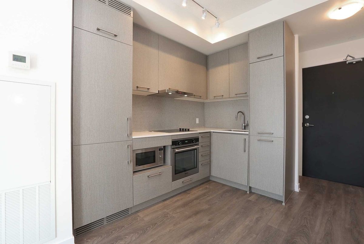 4216-87 Peter St 4216-87 Peter St Toronto