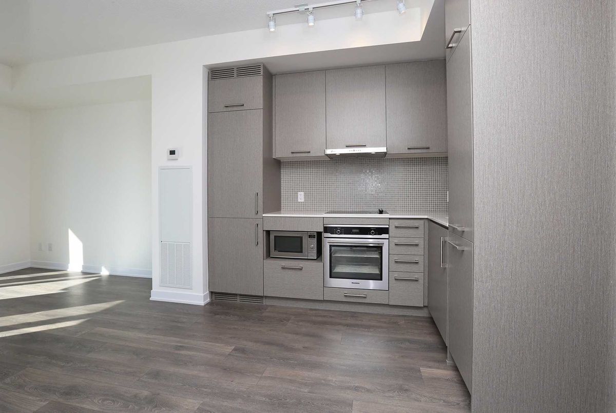 4216-87 Peter St 4216-87 Peter St Toronto