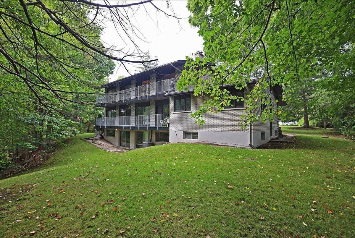 21 Wentworth Ave 21 Wentworth Ave Toronto