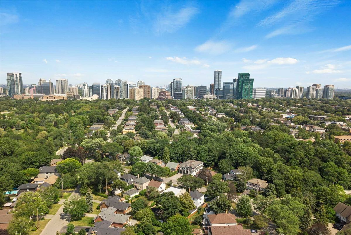 21 Wentworth Ave 21 Wentworth Ave Toronto
