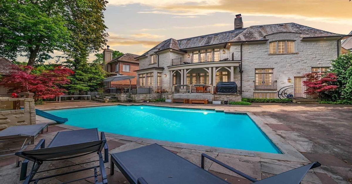 4 Donino Crt Toronto