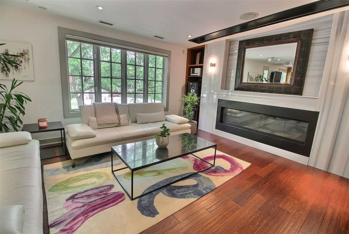 img-gallery