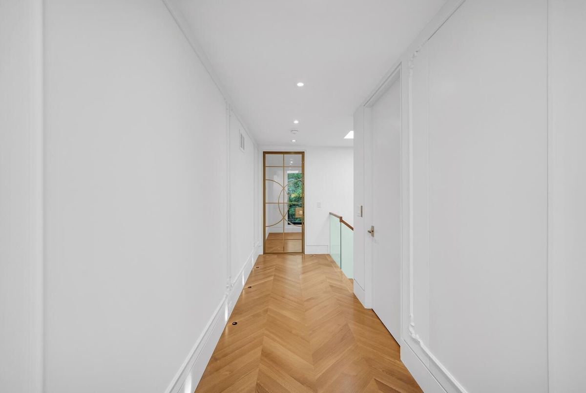 img-gallery