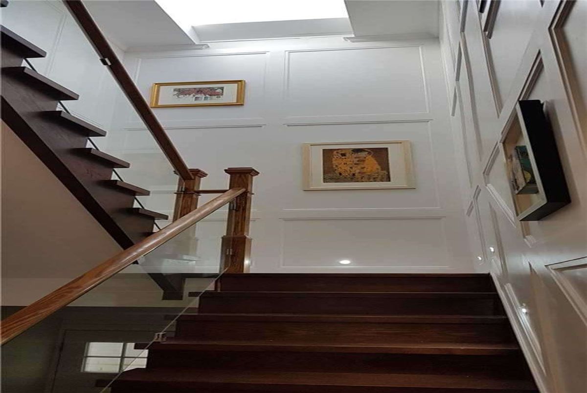 img-gallery