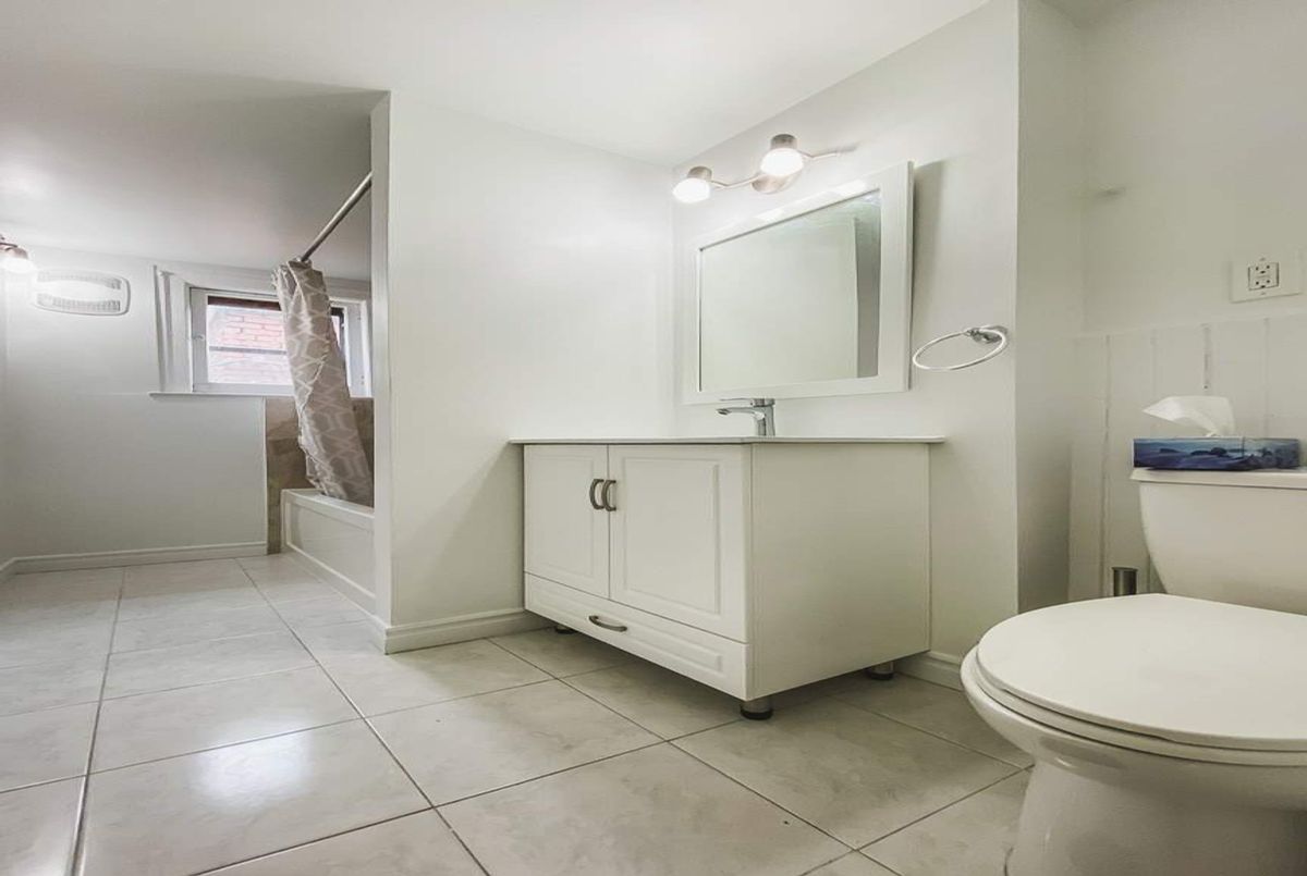 201 Christie St 201 Christie St Toronto