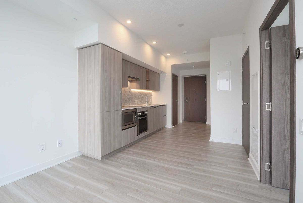 4007-17 Bathurst St 4007-17 Bathurst St Toronto