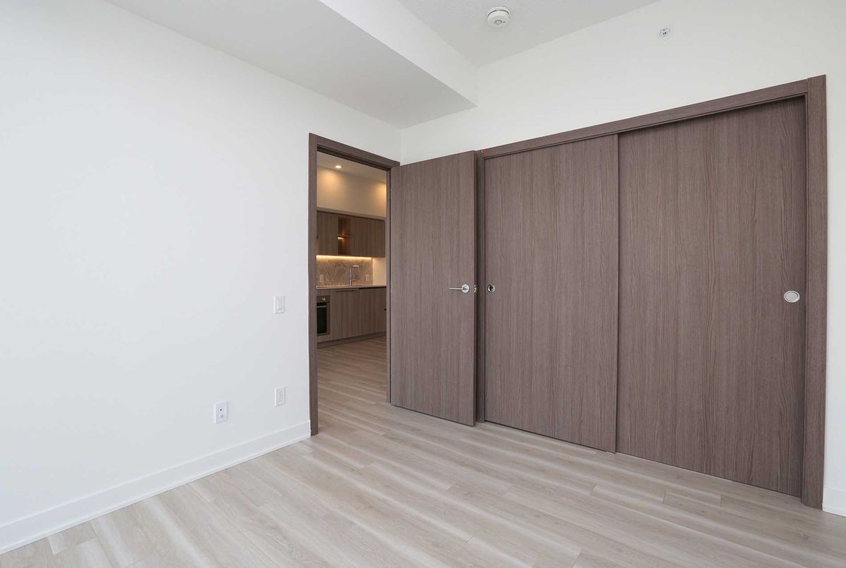 4007-17 Bathurst St 4007-17 Bathurst St Toronto