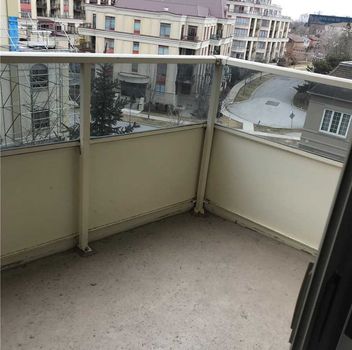 Condo 8 Rean Dr Toronto For {
  "AboveGradeFinishedArea": 0,
  "AboveGradeFinishedAreaSource": "",
  "AboveGradeFinishedAreaUnits": "",
  "Acreage": "",
  "Active": false,
  "Address": "8 Rean Dr",
  "AirConditioning": "Central Air",
  "AirConditioningYN": true,
  "Amps": "",
  "Appliances": "",
  "ApproxAge": "",
  "ApproxSquareFootage": "600-699",
  "Area": "Toronto",
  "AssessmentYear": "",
  "AssignmentYN": false,
  "AssociationAmenities": "",
  "AssociationFee": "",
  "AssociationFeeIncludes": "",
  "AssociationName": "",
  "AssociationYN": false,
  "Balcony": "",
  "Basement": "None",
  "BasementYN": false,
  "BathroomsFull": 0,
  "BathroomsHalf": 0,
  "Bedrooms": 1,
  "BedroomsDisplay": "1",
  "BedroomsPlus": 0,
  "BedroomsTotal": 0,
  "BelowGradeFinishedArea": 0,
  "BelowGradeFinishedAreaSource": "",
  "BelowGradeFinishedAreaUnits": "",
  "Board": "Toronto Regional real Estate Board",
  "BuilderName": "",
  "BuildingAreaTotal": "600-699",
  "BuildingAreaUnits": "Sq Ft",
  "BuildingName": "",
  "BusinessName": "",
  "BusinessType": "",
  "BuyerAgencyCompensation": "1/2 Months Rent",
  "BuyerAgencyCompensationType": "",
  "BuyerAgentAOR": "",
  "BuyerAgentEmail": "",
  "BuyerAgentFullName": "",
  "BuyerAgentId": "",
  "BuyerAgentMlsId": "",
  "BuyerAgentPhone": "",
  "BuyerOfficeId": "",
  "BuyerOfficeMlsId": "",
  "BuyerOfficeName": "",
  "BuyerOfficePhone": "",
  "CarportSpaces": 0,
  "Category": "MLS",
  "ChattelsYN": false,
  "City": "Toronto",
  "ClassSearch": "Condo",
  "ClosedDate": "2022-03-12T00:00:00",
  "CoListAgentDesignation": "",
  "CoListAgentEmail": "",
  "CoListAgentID": "",
  "CoListAgentMLSID": "",
  "CoListAgentName": "",
  "CoListAgentPhone": "905-883-8300",
  "CoListOfficeID": "248505",
  "CoListOfficeMLSID": "248505",
  "CoListOfficeName": "CENTURY 21 HERITAGE GROUP LTD., BROKERAGE",
  "CommercialCondoFee": "",
  "CommercialCondoFeeFrequency": "",
  "CommercialCondoFees": "",
  "Commission": "1/2 Months Rent",
  "Community": "Bayview Village",
  "CommunityFeatures": "",
  "Condition": "",
  "ConditionalExpiryDate": "0001-01-01T00:00:00",
  "ConditionOfSale": "",
  "CondoCorpNumber": "",
  "ConsentToAdvertiseYN": false,
  "ConstructionMaterials": "",
  "ContactAfterExpiryYN": false,
  "ContractDate": "2022-03-01T00:00:00",
  "Cooling": "Central Air",
  "CoolingYN": true,
  "Country": "",
  "CoverPhoto": "https://media.remarketer.ca/PROPTX/C5518371-1.jpg?tr=di-propertynoimage_pj5ksb5iM,f-jpg,q-90",
  "CrossStreet": "Bayview & Sheppard",
  "DaysOnMarket": 11,
  "DepositRequired": "",
  "Directions": "",
  "Disclosures": "",
  "DisplayAddress": "404-8 Rean Dr",
  "DisplayAddressYN": true,
  "DistributeToInternetYN": true,
  "Drive": "",
  "Electric": "",
  "ElectricExpense": "",
  "ElectricOnPropertyYN": false,
  "ElectricYN": false,
  "ElementarySchool": "",
  "ElevatorYN": false,
  "Exclusions": "",
  "Expenses": "",
  "ExpiryDate": "2022-07-01T00:00:00",
  "Exposure": "",
  "Exterior": "",
  "ExteriorFeatures": "",
  "Extras": "S/S Appliances, All Elfs, Window Coverings, No Pets, Non Smoker(S), $250.00 Refundable Key Deposit, Tenant Insurance. **Pictures Are From Previous Listing**",
  "FamilyRoom": "",
  "FireplaceTotal": 0,
  "FireplaceYN": false,
  "Flooring": "",
  "FloorPlans": "",
  "FoundationDetails": "",
  "Franchise": "",
  "FranchiseYN": false,
  "FurnishedYN": false,
  "GarageSpaces": 1.0,
  "GarageType": "Undergrnd",
  "GarageYN": false,
  "GasYN": false,
  "Geometry": {
    "lon": -79.3828,
    "lat": 43.7661
  },
  "GymYN": false,
  "HeatingYN": false,
  "HeatSource": "Gas",
  "HeatType": "Forced Air",
  "HighSchool": "",
  "HoldoverDays": "",
  "id": "C5518371_PROPTX",
  "IDX": "N",
  "IDXYN": false,
  "Inclusions": "",
  "InteriorFeatures": "",
  "Kitchens": 1,
  "KitchensPlus": 0,
  "LandLeaseAmount": "",
  "LandLeaseYN": false,
  "LastStatus": "Lsd",
  "Latitude": 43.7661,
  "LaundryFeatures": "",
  "LaundryLevel": "",
  "Lease": "",
  "LeaseAgreement": "",
  "LeaseAgreementYN": false,
  "LeaseFrequency": "",
  "LeaseTerm": "",
  "LegalDescription": "",
  "Level": "",
  "ListAgentDesignation": "",
  "ListAgentEmail": "",
  "ListAgentID": "9545790",
  "ListAgentMLSID": "9545790",
  "ListAgentName": "MIKE MAIORANO, Salesperson",
  "ListAgentPhone": "905-883-8300",
  "ListAOR": "",
  "ListBrokerage": "CENTURY 21 HERITAGE GROUP LTD., BROKERAGE",
  "ListingEntryDate": "2022-03-01T00:00:00",
  "ListingId": "C5518371",
  "ListingKey": "C5518371",
  "ListOfficeID": "248505",
  "ListOfficeMLSID": "248505",
  "ListOfficePhone": "905-883-8300",
  "ListPrice": 2050,
  "ListPricePerUnit": 0,
  "ListPriceUnit": "",
  "LivingArea": "600-699",
  "LivingAreaSource": "",
  "LivingAreaUnits": "",
  "Locker": "Owned",
  "Longitude": -79.3828,
  "LotDepth": 0,
  "LotFeatures": "",
  "LotFront": 0,
  "LotIrregularities": "",
  "LotShape": "",
  "LotSizeArea": "",
  "LotSizeAreaUnits": "",
  "LotSizeCode": "",
  "LotSizeDimensions": "",
  "Maintenance": "",
  "Media": [],
  "MediaChangeTimestamp": "2022-03-16T10:45:54",
  "MLS": "C5518371",
  "MLSLastStatus": "Leased",
  "MLSNumber": "C5518371",
  "MLSStatus": "Leased",
  "Municipality": "Toronto",
  "MunicipalityDistrict": "Toronto C15",
  "NewConstructionYN": false,
  "NumberOfBuildings": 0,
  "NumberOfUnitsTotal": 0,
  "OccupantType": "",
  "OpenHouses": [],
  "OpenHouseYN": false,
  "OriginalPrice": 2050,
  "OwnershipType": "",
  "ParcelNumber": "",
  "ParkingIncludedYN": false,
  "ParkingSpaces": 1,
  "PaymentFrequency": "",
  "PaymentMethod": "",
  "PetsPermitted": "N",
  "PetsPermittedYN": false,
  "PhotoCount": 8,
  "PictureYN": false,
  "PoolFeatures": "",
  "PoolYN": false,
  "PossessionDate": "2022-05-01 00:00:00.0",
  "PostalCode": "M2K3B9",
  "PreviousListPrice": 2050,
  "PriceChange": false,
  "PriceChangeTimestamp": "0001-01-01T00:00:00",
  "PriorMlsStatus": "Lsd",
  "PrivateEntrance": "",
  "PrivateEntranceYN": false,
  "PrivateRemarks": "",
  "PropertyAttachedYN": false,
  "PropertyCondition": "",
  "PropertyFeatures": "",
  "PropertyManagementCompany": "",
  "PropertyStyleSearch": "Apartment",
  "PropertySubType": "Condo Apt",
  "PropertySubTypeSearch": "Condo",
  "PropertyType": "Condo",
  "PropertyTypeSearch": "Residential",
  "Province": "Ontario",
  "PublicRemarks": "Ny Towers Located In The Prestigious Bayview Village Community! This Luxurious Condo Is In Walking Distance To Subway, Mall, Restaurants, And All Amenities. Just Move In And Enjoy! Includes Updated Kitchen With Breakfast Bar, Laminate Flooring, And Open Balcony. Access To All Building Amenities Including Gym, Party Room, Pool And More. 1 Parking Space, Locker, And All Utilities Are Included!",
  "PurchaseContractDate": "2022-03-12T00:00:00",
  "RemarksForClients": "Ny Towers Located In The Prestigious Bayview Village Community! This Luxurious Condo Is In Walking Distance To Subway, Mall, Restaurants, And All Amenities. Just Move In And Enjoy! Includes Updated Kitchen With Breakfast Bar, Laminate Flooring, And Open Balcony. Access To All Building Amenities Including Gym, Party Room, Pool And More. 1 Parking Space, Locker, And All Utilities Are Included!",
  "Restricted": true,
  "RetirementYN": false,
  "RoadFrontageType": "",
  "RoadSurfaceType": "",
  "RollNumber": "",
  "Roof": "",
  "Rooms": [],
  "RoomsAboveGrade": 0,
  "RoomsBelowGrade": 0,
  "RoomsTotal": 0,
  "RoomsYN": false,
  "RTimestampSql": "2022-10-04T20:09:49.247",
  "SaleLease": "Lease",
  "SalesBrochure": "",
  "Sauna": "",
  "SaunaYN": false,
  "Sewers": "",
  "ShowingInstruction": "",
  "SignOnPropertyYN": false,
  "Sold": true,
  "SoldDate": "2022-03-12T00:00:00",
  "SoldPrice": 2050,
  "Source": "PROPTX",
  "SourceSystemID": "",
  "SpaFeatures": "",
  "SpaYN": false,
  "SPLP": 100,
  "SqFtRangeMax": 699,
  "SqFtRangeMin": 600,
  "SqFtTotal": 0,
  "StandardStatus": "",
  "Status": "U",
  "Stories": "",
  "StoriesTotal": "",
  "StreetAbbreviation": "",
  "StreetDirection": "",
  "StreetName": "Rean",
  "StreetNumber": "8",
  "StreetSuffix": "Dr",
  "StreetSuffixCode": "",
  "StructureType": "",
  "Style": "Apartment",
  "SubLeaseYN": false,
  "Summary": "listingkey:C5518371 | mls_number:C5518371 | community:Bayview Village | property_type:Condo | property_subtype:Condo Apt | building_type:Condo Apt | building_style:Apartment | list_price:2050 | list_date:3/1/2022 12:00:00 AM | sold_price:2050 | sold_date:3/12/2022 12:00:00 AM | bed:1 | bath:1 | active:False | sold:True | source:PROPTX | transaction:Lease | listing_office:CENTURY 21 HERITAGE GROUP LTD., BROKERAGE | thumbnail:https://media.remarketer.ca/PROPTX/C5518371-1.jpg?tr=di-propertynoimage_pj5ksb5iM,f-jpg,w-600,h-600,q-90,c-maintain_ratio,fo-center",
  "SurveyType": "",
  "SurveyYear": "",
  "SurveyYN": false,
  "SuspendedDate": "0001-01-01T00:00:00",
  "TaxAssessedValue": "",
  "Taxes": 0,
  "TaxLegalDescription": "",
  "TaxYear": "",
  "TenantPays": "",
  "TerminatedDate": "0001-01-01T00:00:00",
  "Thumbnail": "https://media.remarketer.ca/PROPTX/C5518371-1.jpg?tr=di-propertynoimage_pj5ksb5iM,f-jpg,w-600,h-600,q-90,c-maintain_ratio,fo-center",
  "TimeShareYN": false,
  "TimestampSql": "2022-03-16T10:45:54",
  "TMI": "",
  "TotalArea": "600-699",
  "TotalAreaUnit": "",
  "TotalParkingSpaces": 1,
  "Type": "Condo Apt",
  "TypeSearch": "Apartment Unit",
  "UFFI": "",
  "UnitNumber": "404",
  "Units": "",
  "UnparsedAddress": "",
  "Use": "",
  "Utilities": "",
  "UtilityExpenses": "",
  "View": "",
  "VirtualTour3DURL": "",
  "VirtualTourURL": "",
  "VirtualTourURLUnbranded": "",
  "Volts": "",
  "Warranty": "",
  "WarrantyYN": false,
  "Washrooms": 1,
  "Water": "",
  "WaterBodyName": "",
  "WaterBodyType": "",
  "WaterExpense": "",
  "Waterfront": "",
  "WaterFrontage": "",
  "WaterFrontageFt": "",
  "WaterfrontYN": false,
  "WaterIncluded": "",
  "WaterSupplyTypes": "",
  "WaterView": "",
  "WaterYN": false,
  "WellCapacity": "",
  "WellCapacityUnits": "",
  "WellDepth": "",
  "WellDepthUnits": "",
  "Winterized": "",
  "YearBuilt": "",
  "Zoning": ""
}.(string)property[