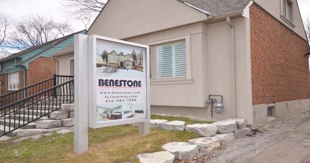 99 Sheppard Ave E Toronto