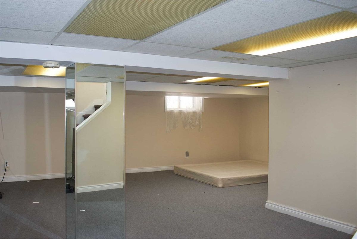 167 Norton Ave 167 Norton Ave Toronto