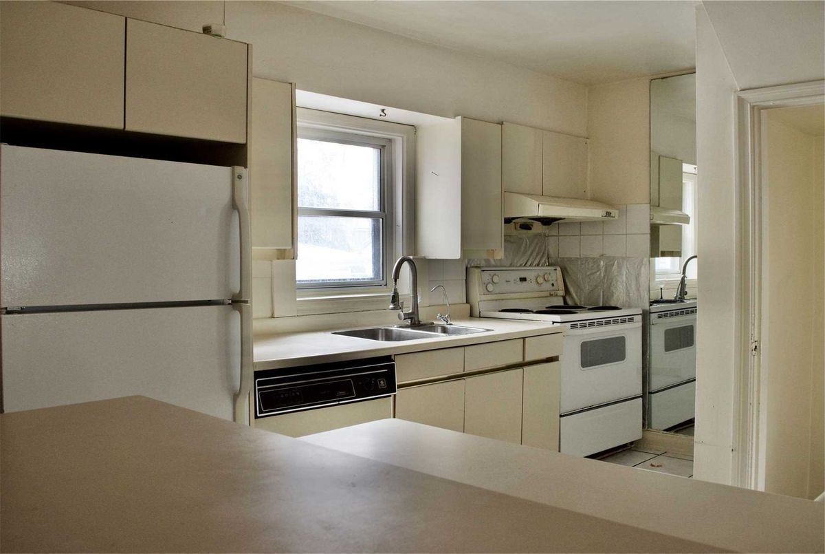 167 Norton Ave 167 Norton Ave Toronto