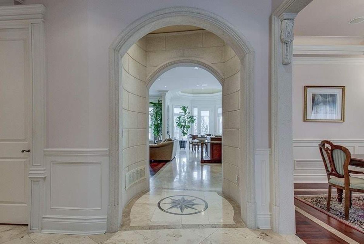 img-gallery