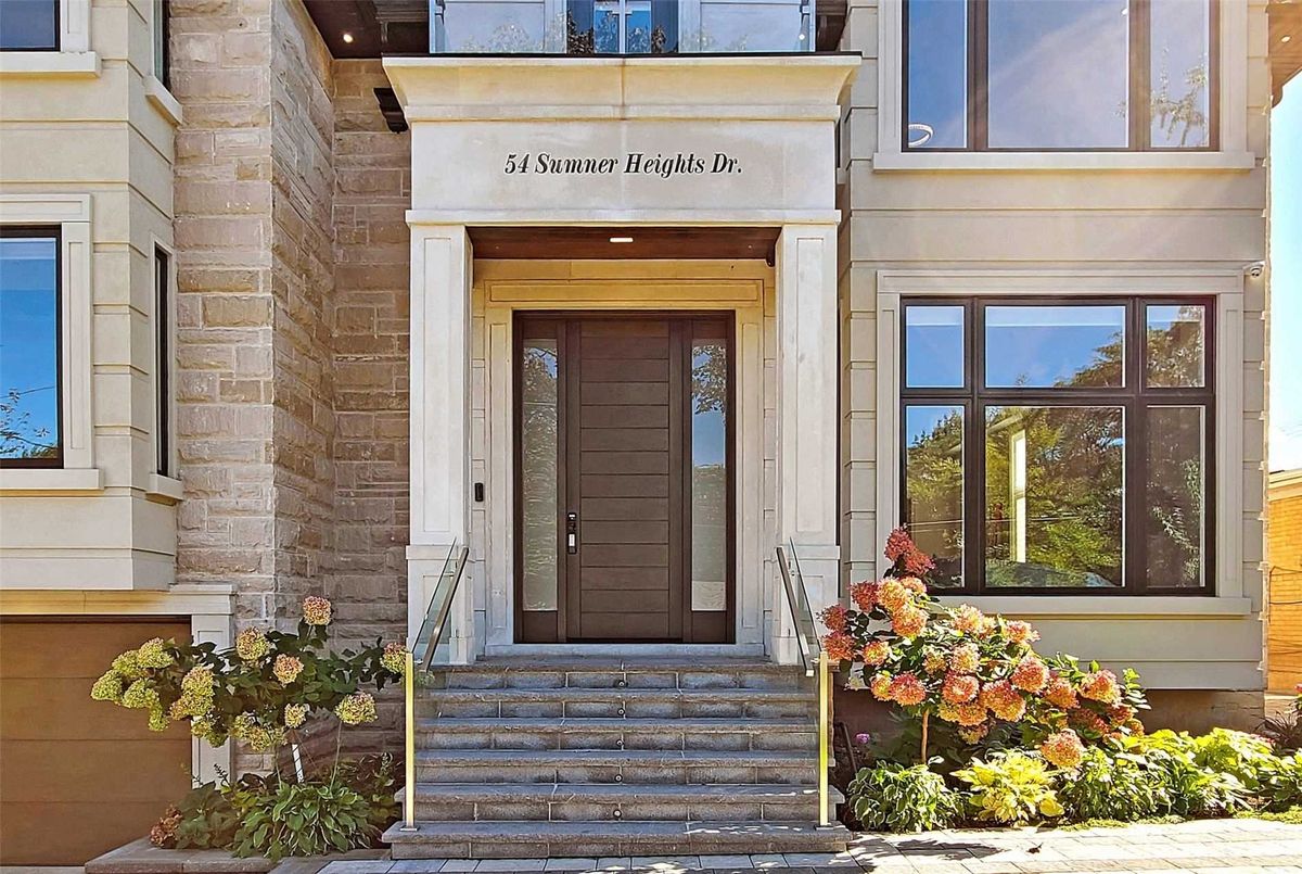 54 Sumner Heights Dr 54 Sumner Heights Dr Toronto