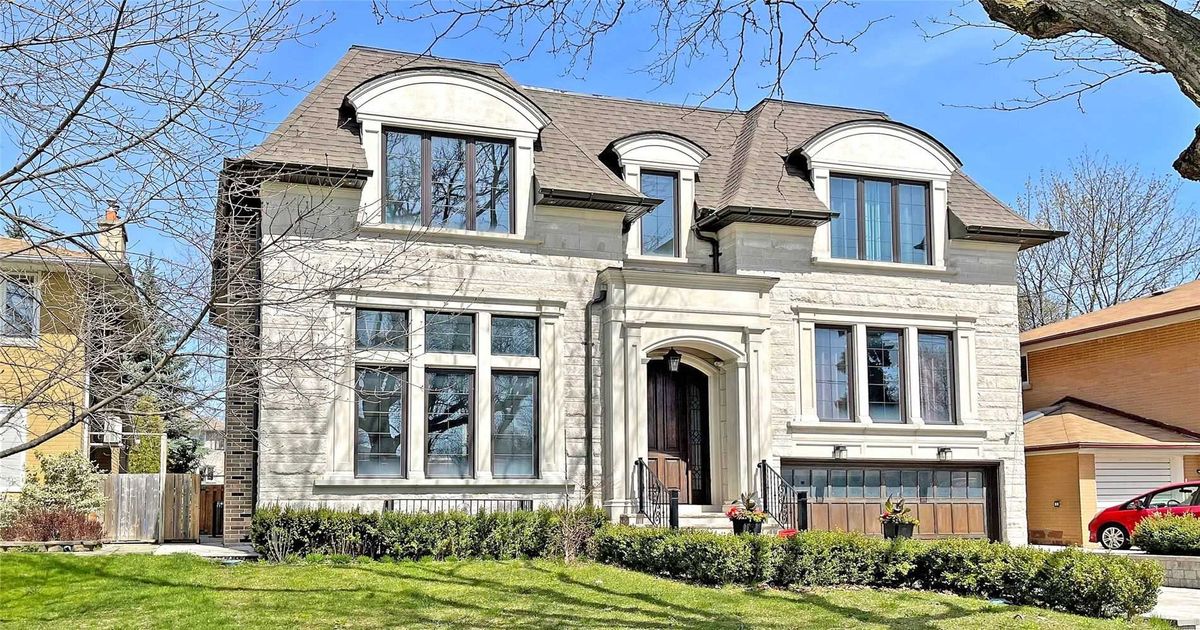 264 Dunforest Ave Toronto