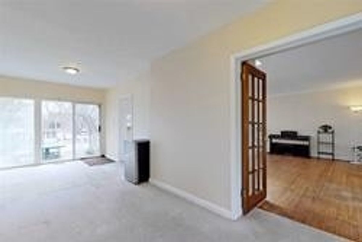 img-gallery