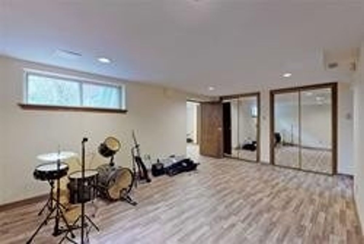 img-gallery