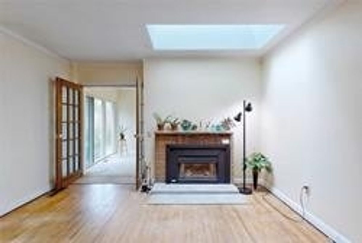 img-gallery