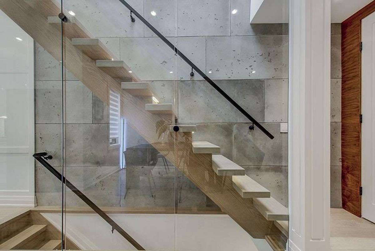 img-gallery