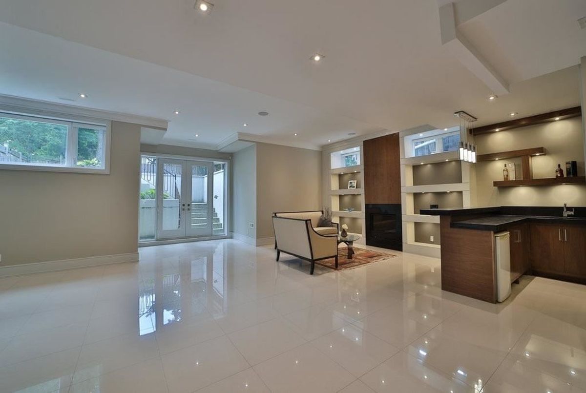 225 Northwood Dr 225 Northwood Dr Toronto