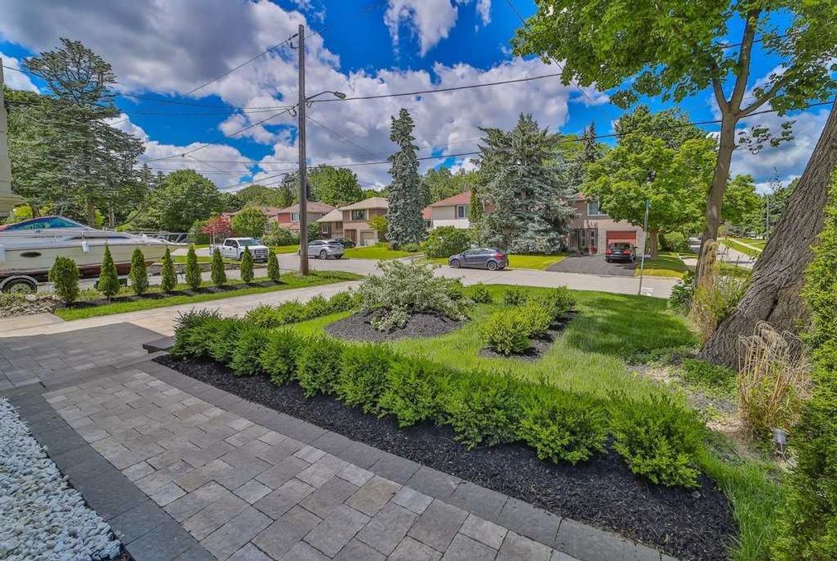 225 Northwood Dr 225 Northwood Dr Toronto