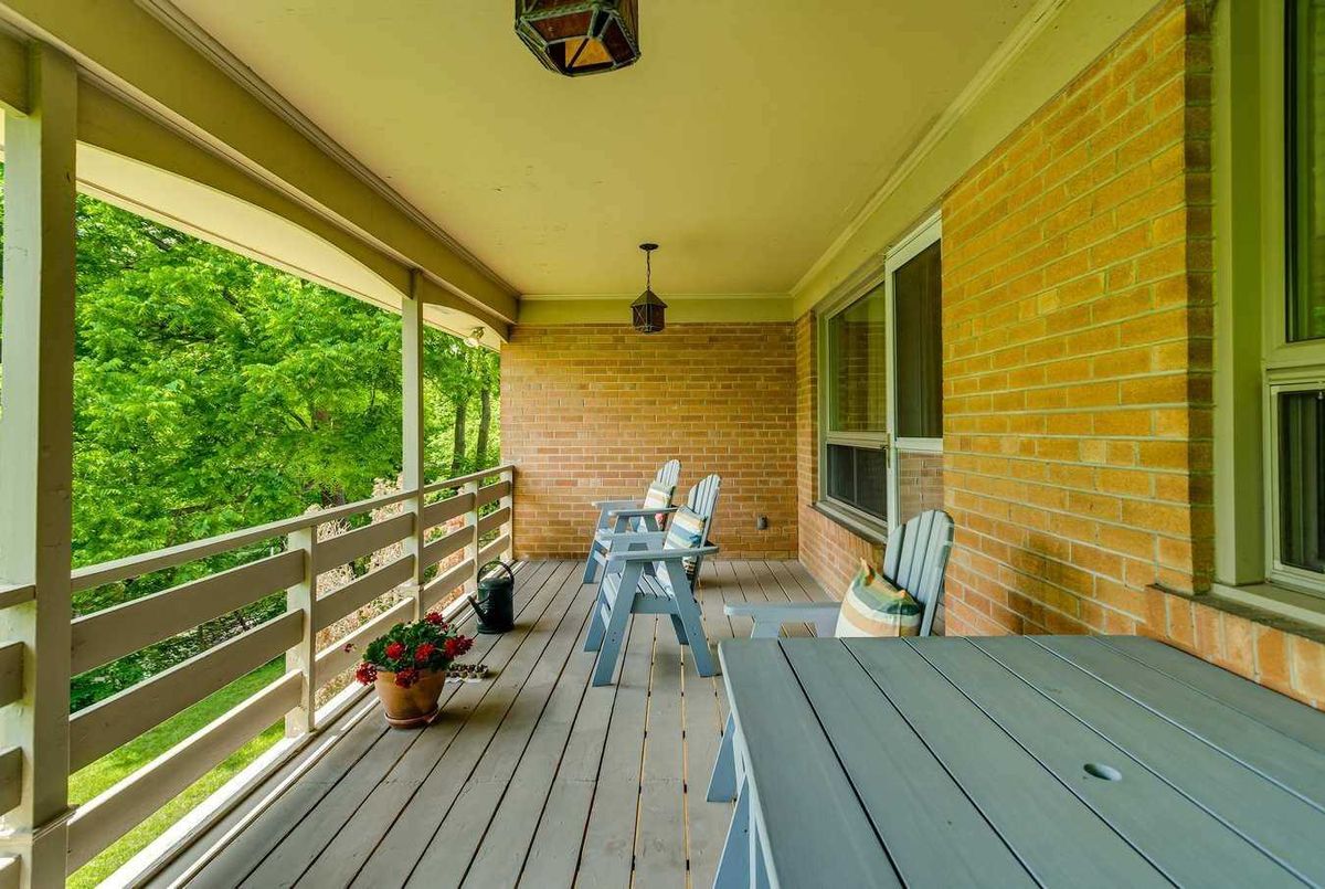16 Heathview Ave 16 Heathview Ave Toronto