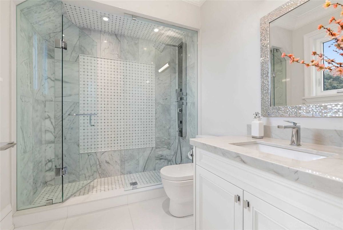 6 Harnish Cres 6 Harnish Cres Toronto