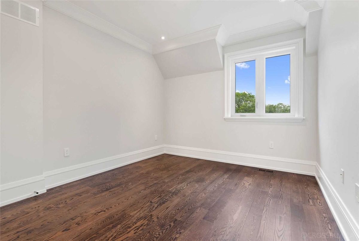 6 Harnish Cres 6 Harnish Cres Toronto