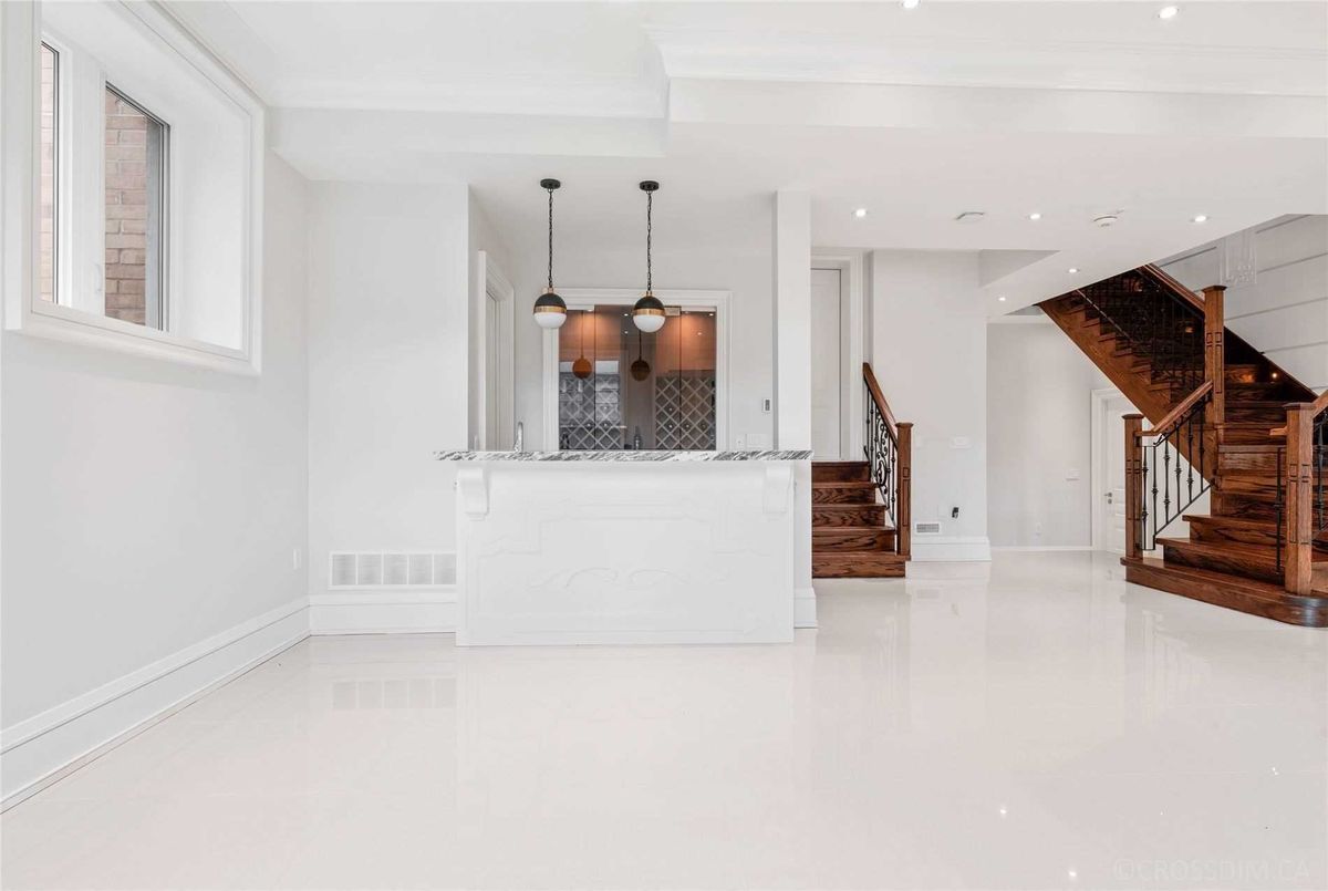 6 Harnish Cres 6 Harnish Cres Toronto