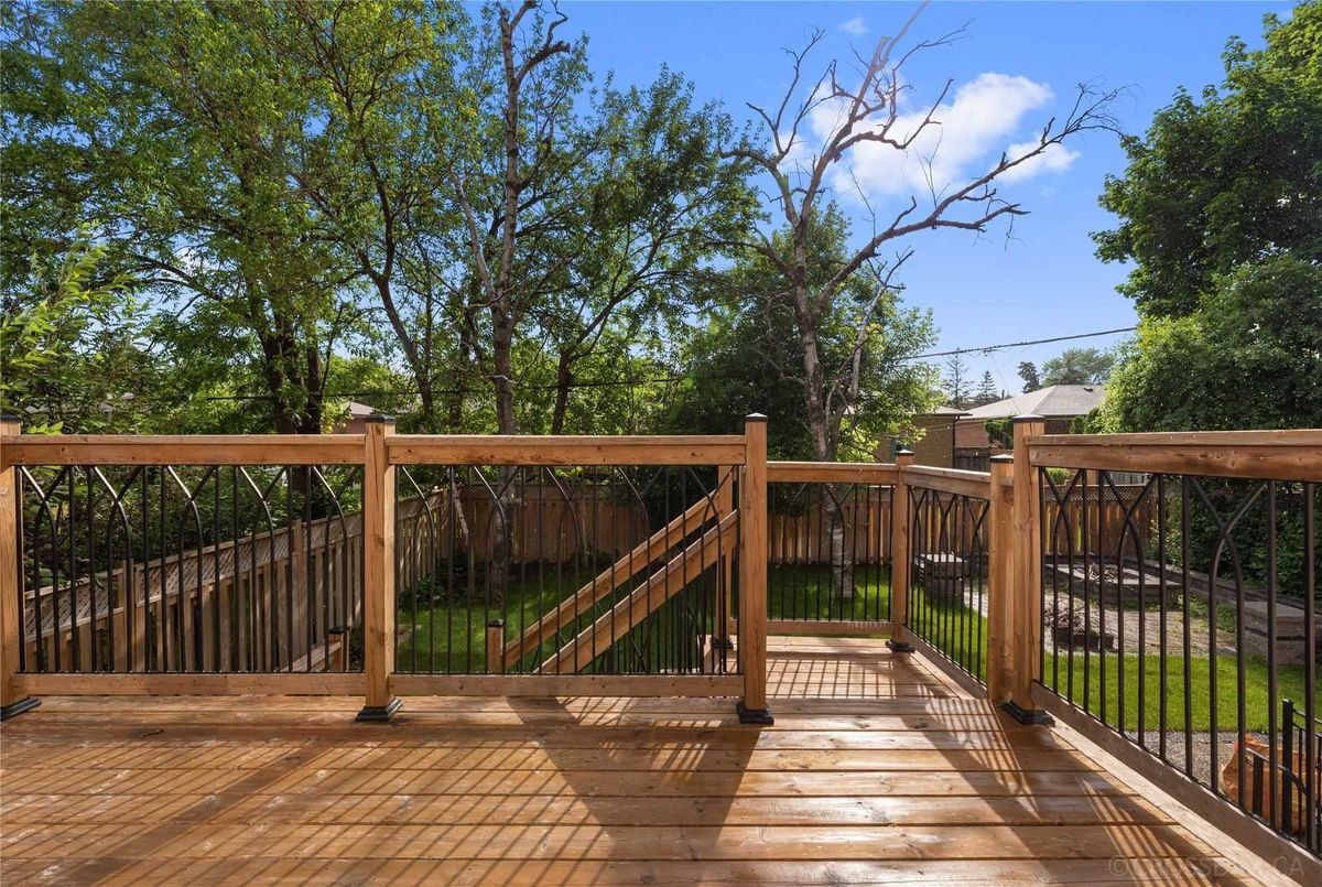 6 Harnish Cres 6 Harnish Cres Toronto