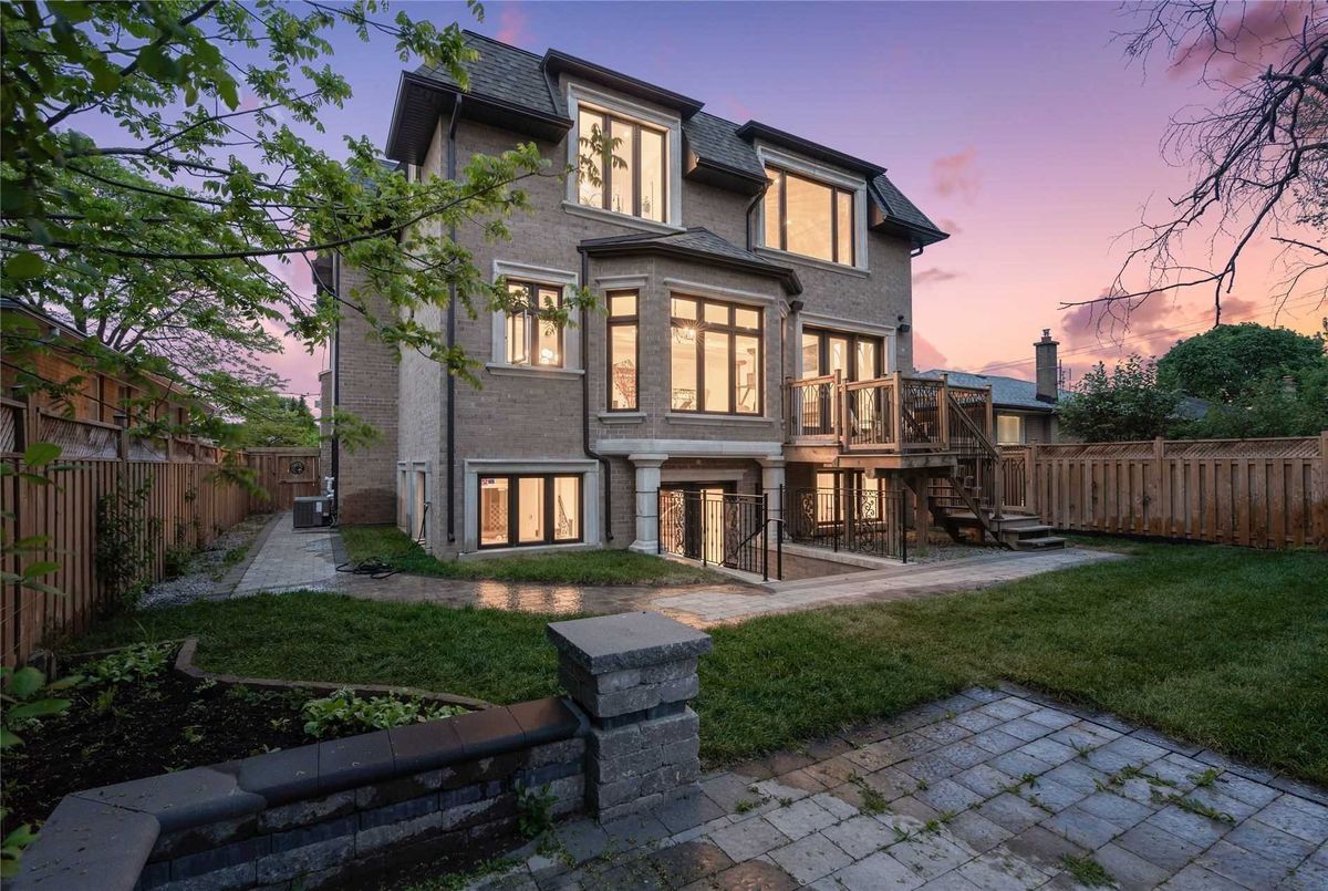 6 Harnish Cres 6 Harnish Cres Toronto