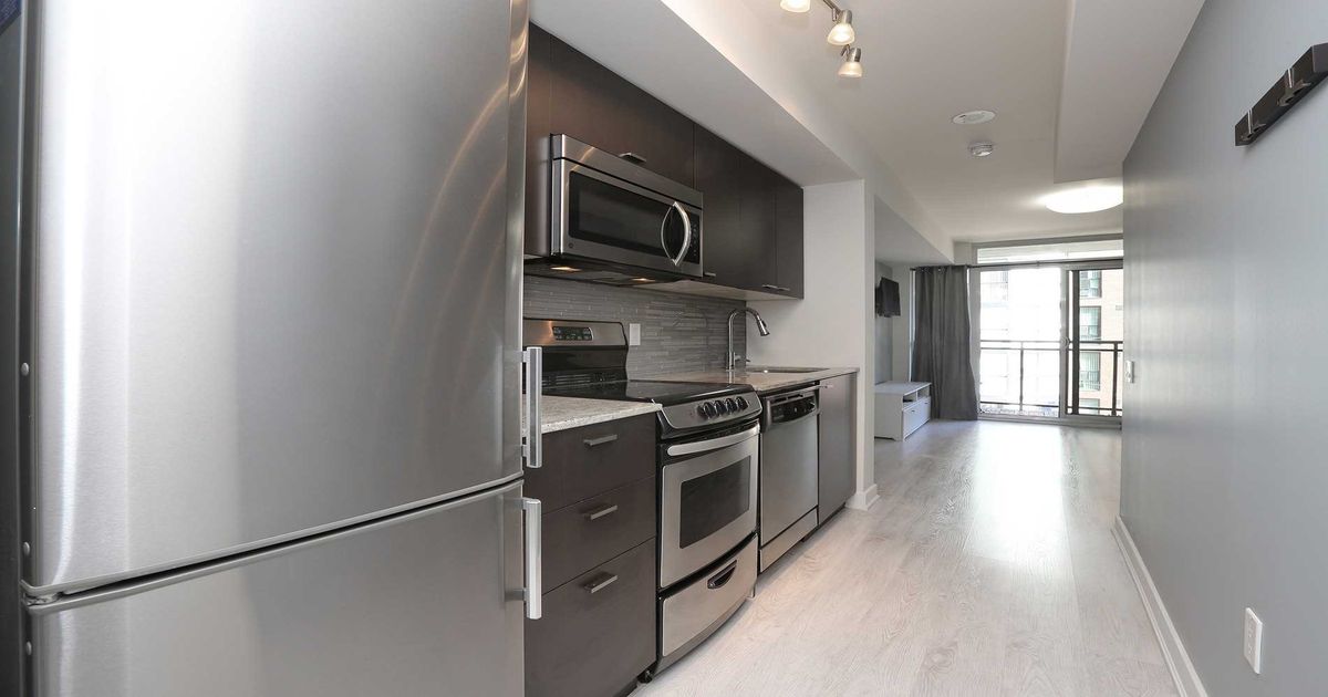 307E-78 Tecumseth St Toronto