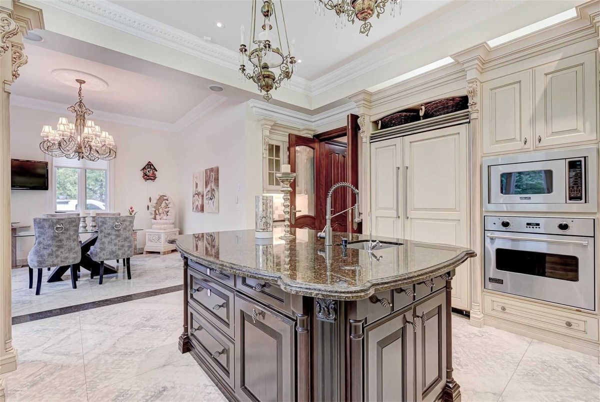 9 Post Road 9 Post Road Toronto C12