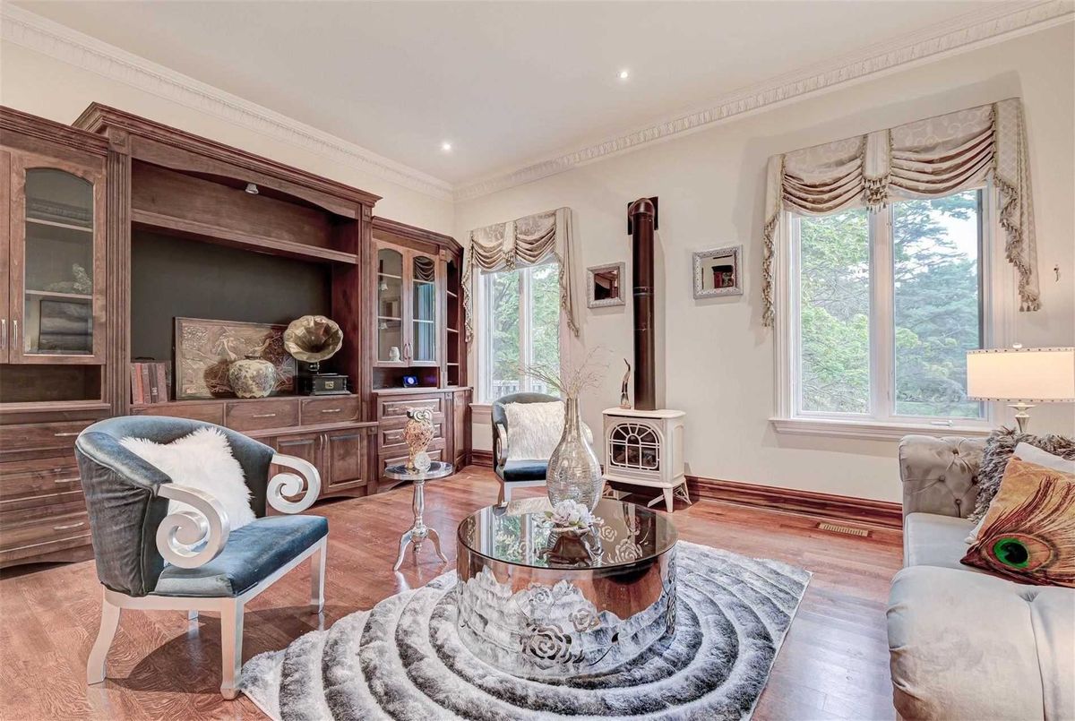 9 Post Road 9 Post Road Toronto C12